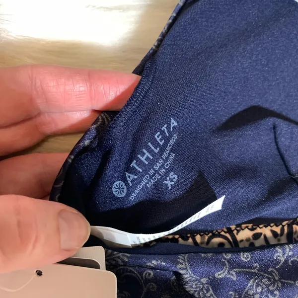 🖤 ATHLETA Aqualuxe Batik Bikini Top‎ - Image 7