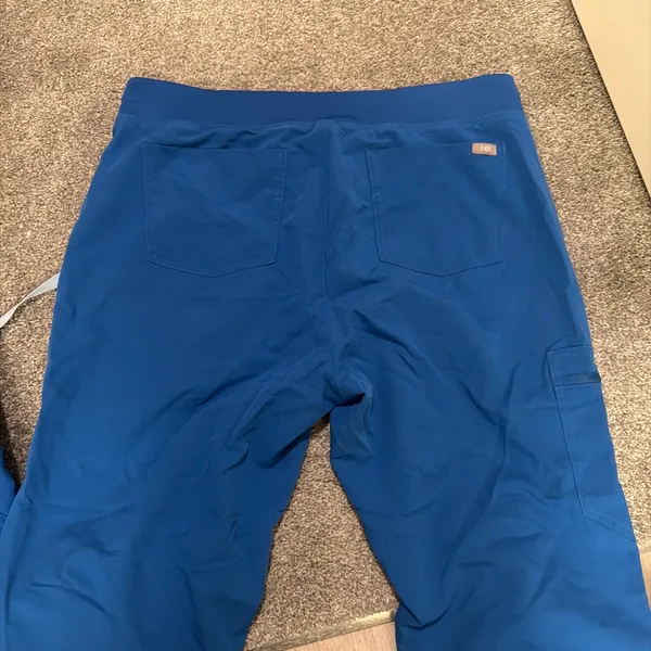 FIGS Scrub Pants - Image 4