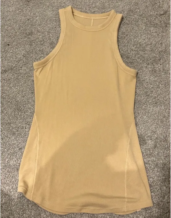 Lululemon Hold Tight Tank Top in Prosecco Size 2 - Image 3