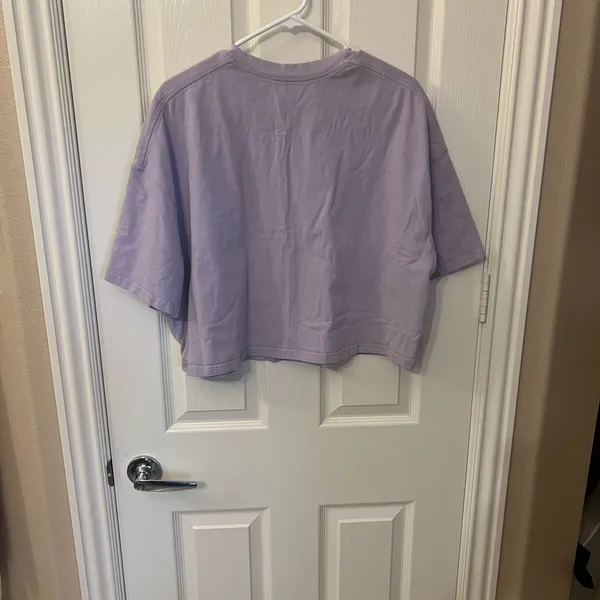 Lululemon Light Purple Tee - Image 4