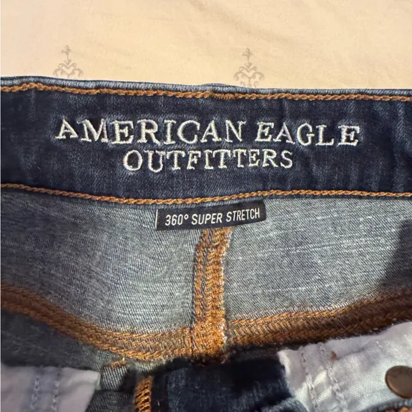 American Eagle Hi Rise Shortie‎ Dark Wash Shorts 360 super stretch size 2 - Image 3