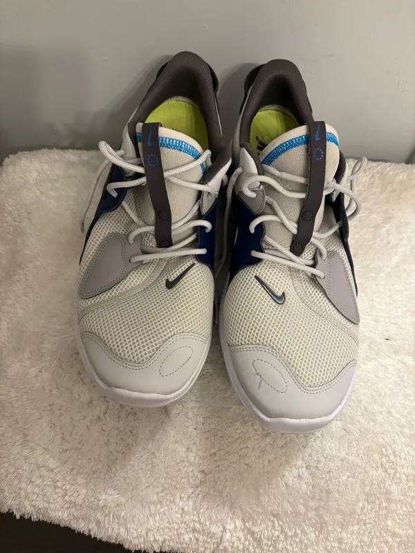 Nike Sneakers grey white netting running sneakers sz11.5 - Image 5