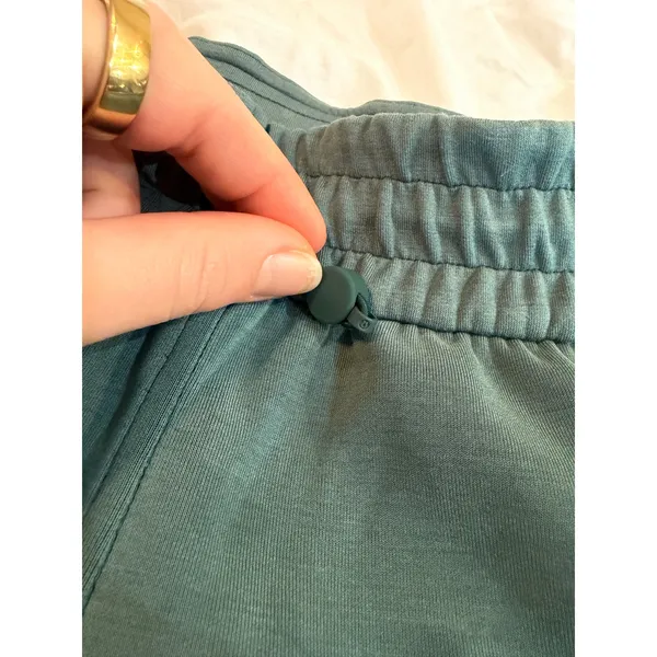Lululemon Brushed Softstreme Green Jasper Jogger size 4 RARE DISCONTINUED COLOR - Image 7