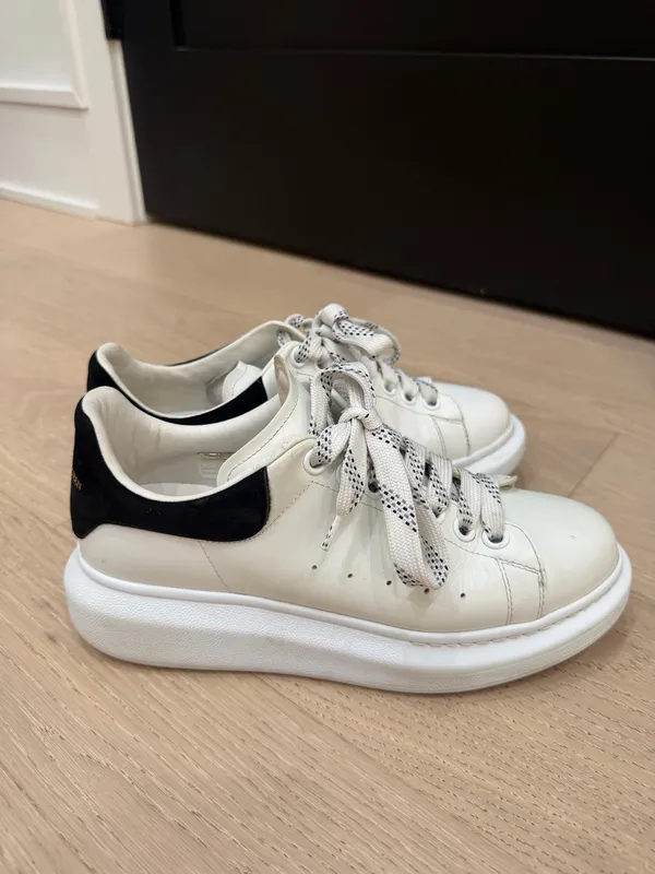 Alexander McQueen Sneakers - Image 4