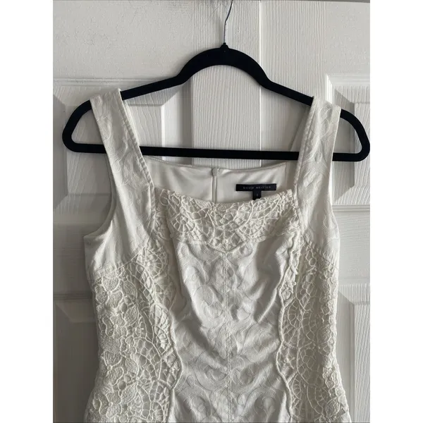 David Meister Crochet Lace Jacquard Sheath Dress Womens Size 4 White Bridal - Image 3