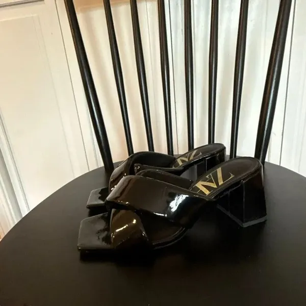 Zara black patent block heel sandals size 6 - Image 5