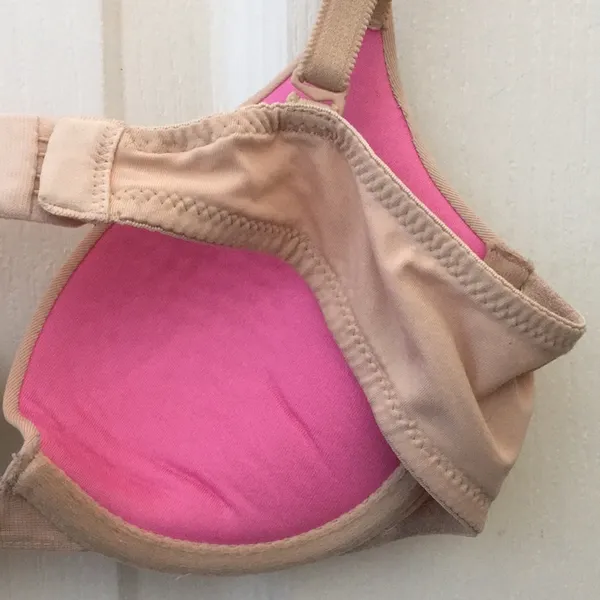 FINAL MARKDOWN Pink Victoria’s Secret bra 32a - Image 4