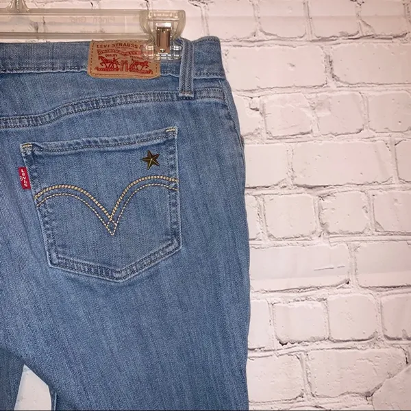Levi’s 535 Super Skinny‎ Distressed Denim Jeans - Image 6