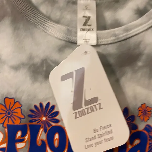 New NWT Zoozatz Grey‎ Tie Dye Florida Gators T-Shirt Unisex Adult Small - Image 3