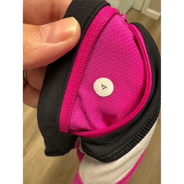 Lululemon Groovy Run Shorts L5 - Image 4