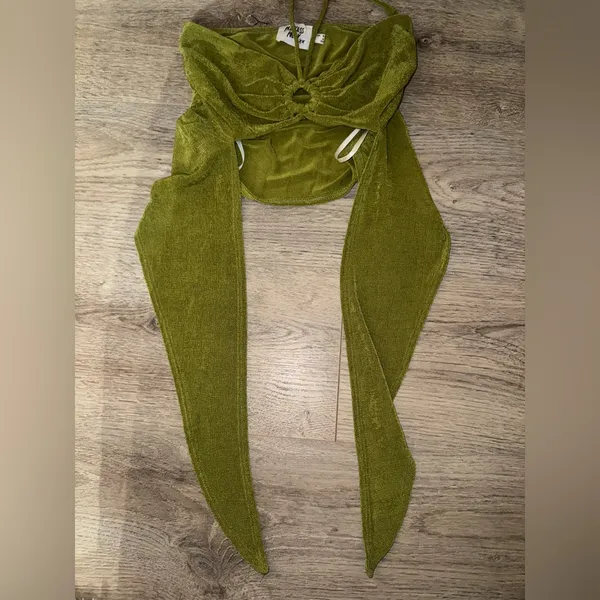 Princess Polly shimmery green top US4 - Image 3