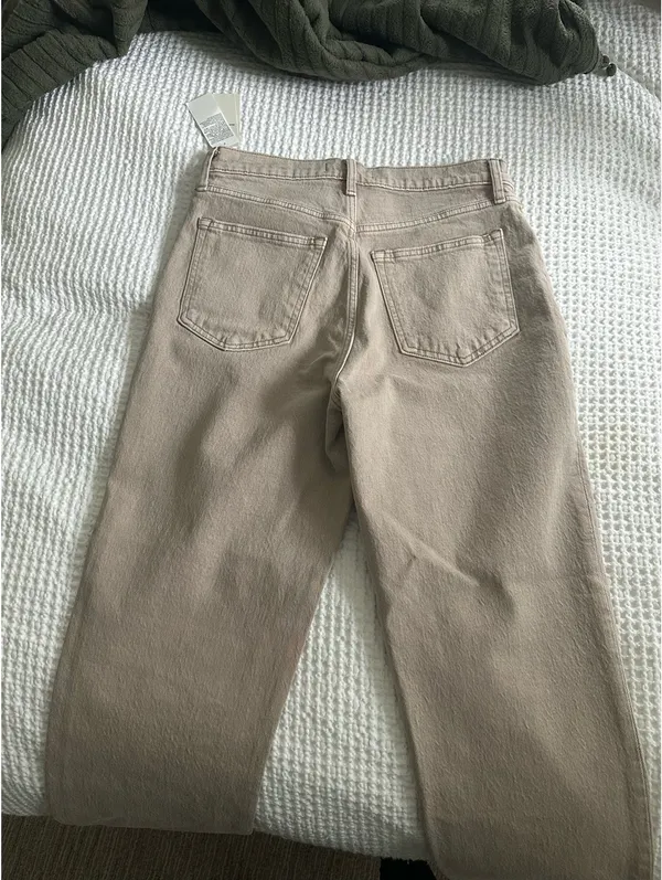 Abercrombie The 90s Straight Ultra High-Rise Jeans - Image 3