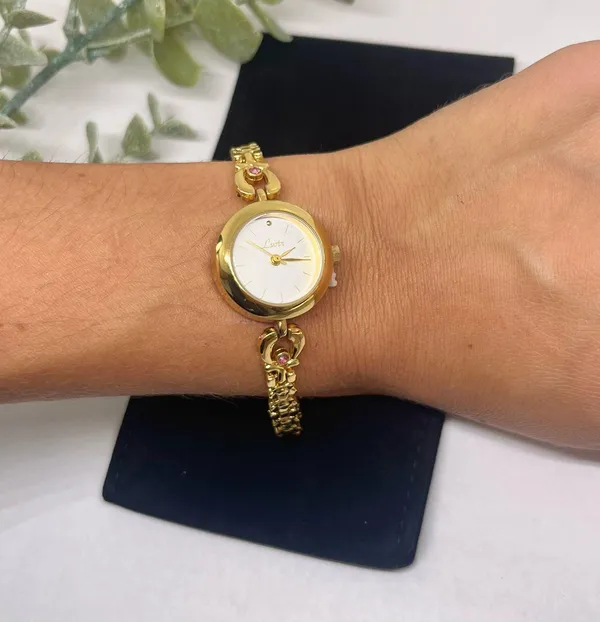 Vintage style gold tone flower detail band - Image 4