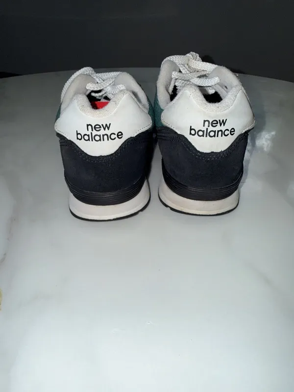 New Balance unisex Navy & Green Sneakers with White Accents - Image 3