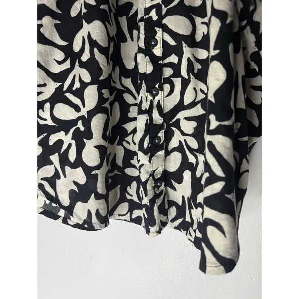 Danielle Knoll Anthropologie Whimsy‎ Bird Black White Button Down small boho - Image 3