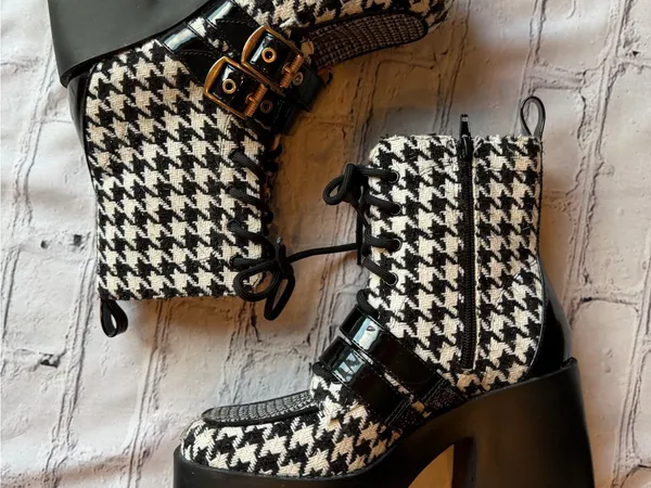 Betsey Johnson Y2K Chunky Platform Boot Houndstooth Black White Buckle Bratz 6.5 - Image 5