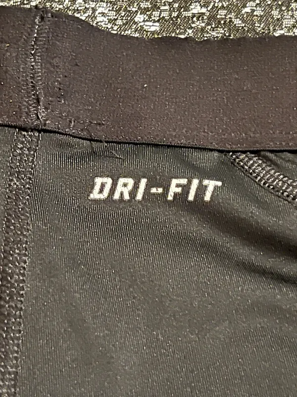 Womens small Nike Pro leggings - Image 6