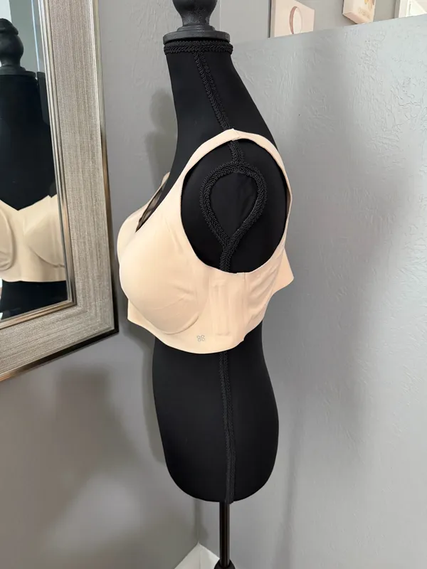Honeylove V-Neck Soft Form Wireless Padded Bra Nude XL - Image 3