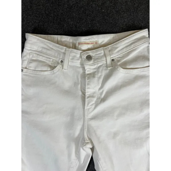 Levis 721 High Rise Skinny Ankle Jeans White‎ Distressed Raw Hem Size 30 - Image 2