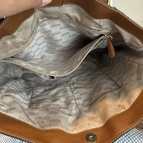 MICHAEL KORS Large Saffiano Leather Tote JET SET Tall TRAVEL ACORN BROWn - Image 9