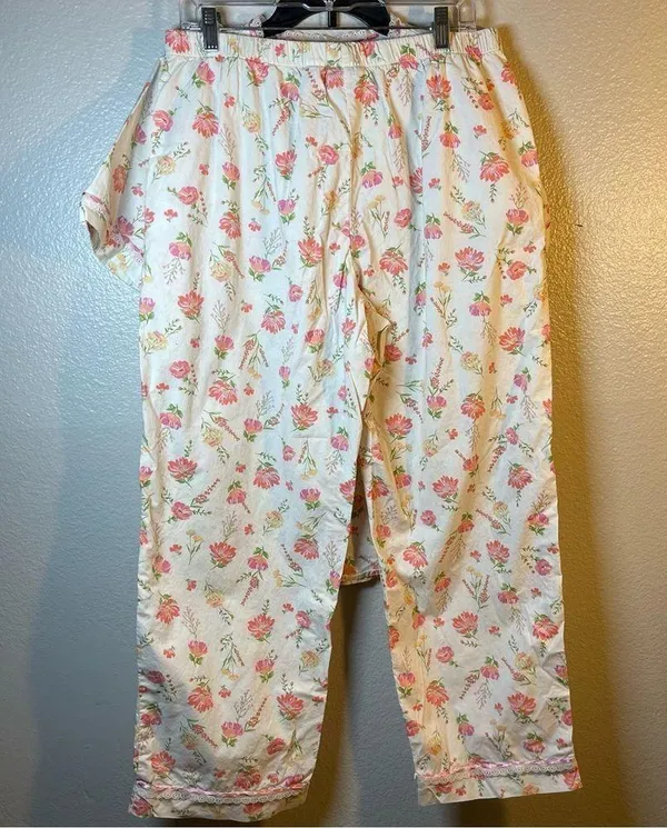 Appleseed’s Floral Print PJ set SZ:M - Image 4