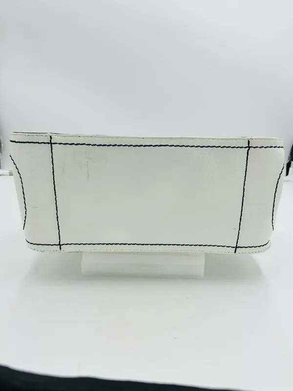 Antonio Melani White Leather Satchel Bag Magnetic Closure Blue Trim - Image 9