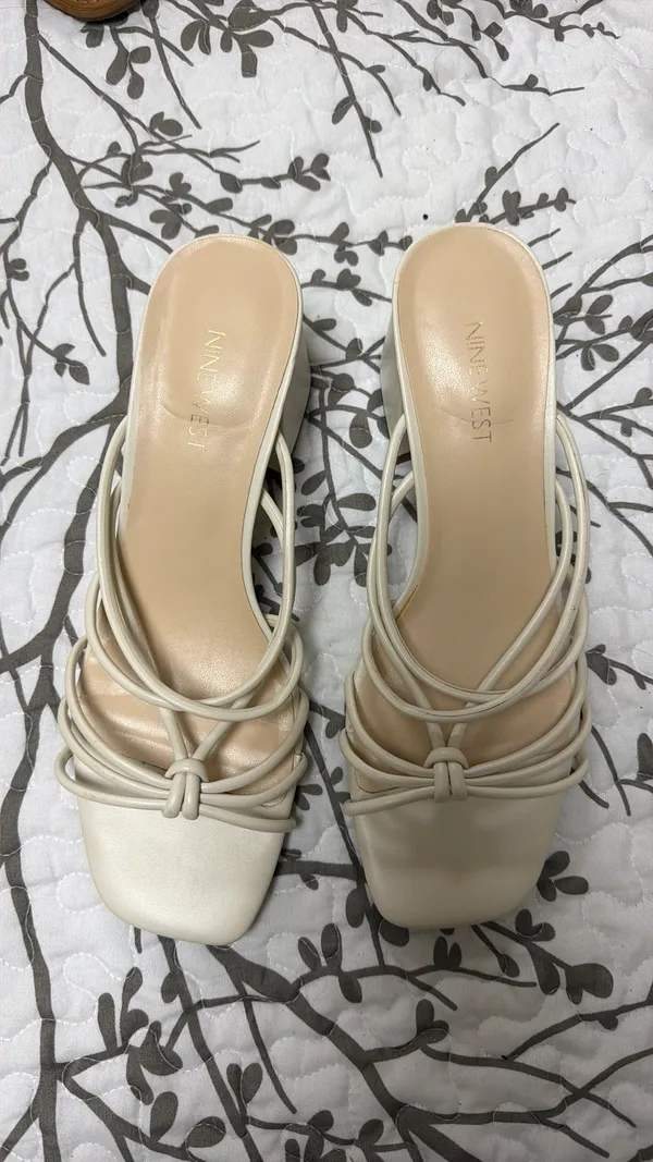 Cream Heels White Size 8.5 - Image 3