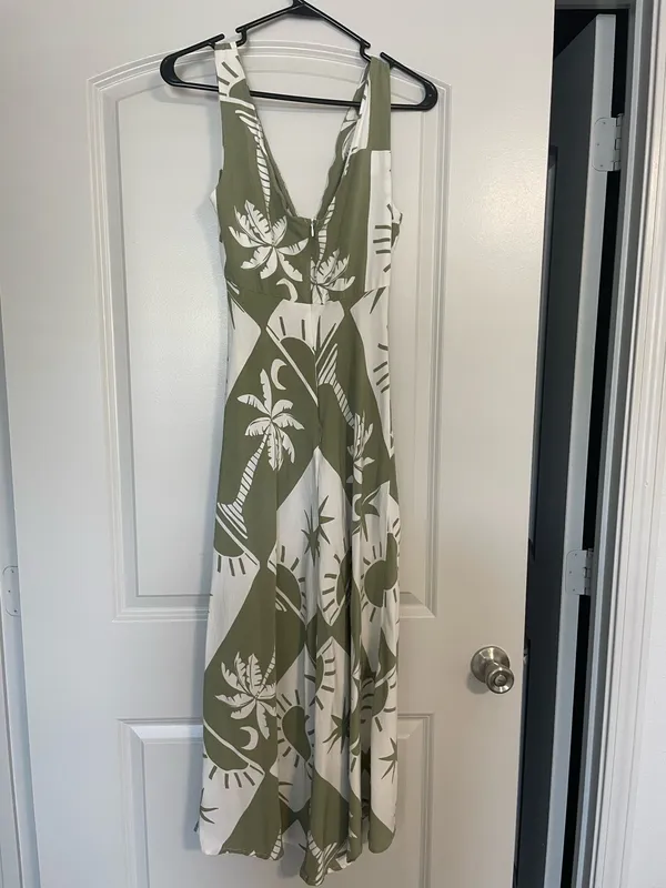 Green Maxi Dress - Image 2