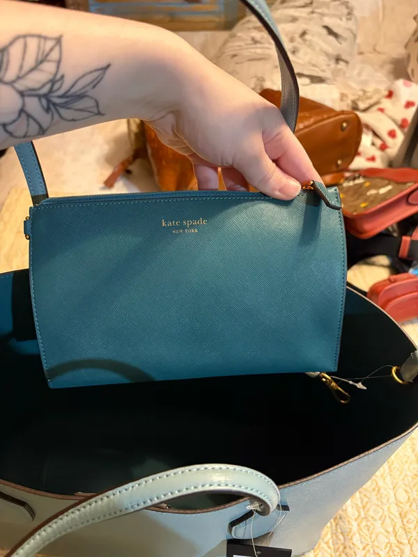 Large Kate Spade Tote - Image 6