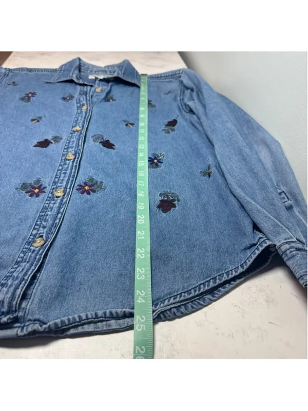 Vintage Cabin Creek Blue Embroidered Denim Button Down Shirt Small - Image 8