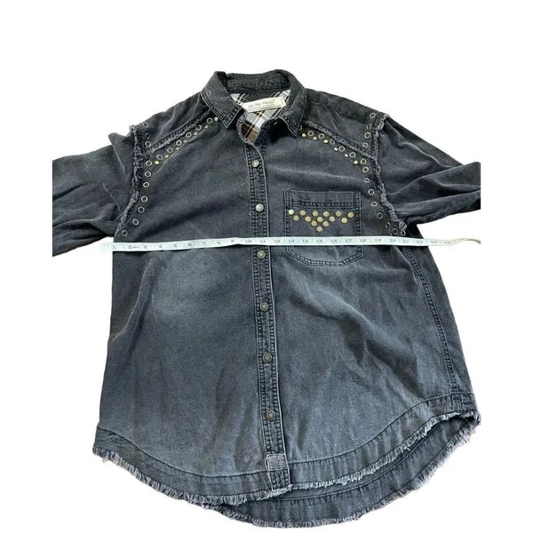 Free People We The Free studded denim chambray button‎ down washed black XS - Image 6