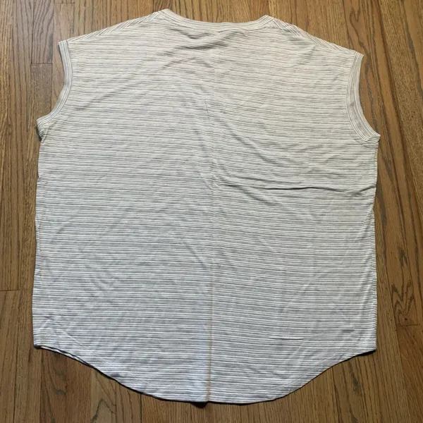Athleta striped shirt large - Image 3