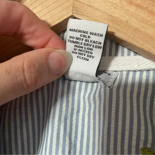 Blue and White Striped Button-Up Pajama Shirt with‎ Strawberries size Large - Image 5