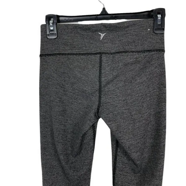 Old Navy Leggings Small Gray‎ High Rise Workout Comfy Activewear - Image 4