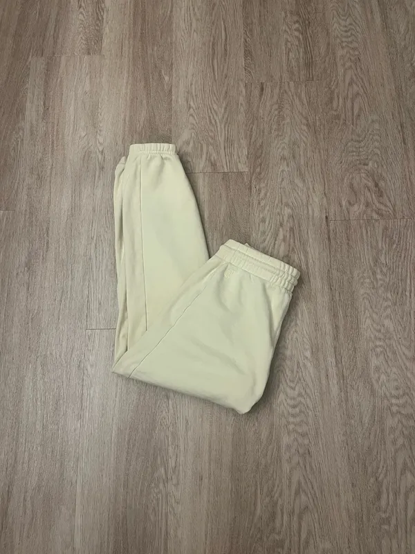 aritzia sweatpants  - Image 3
