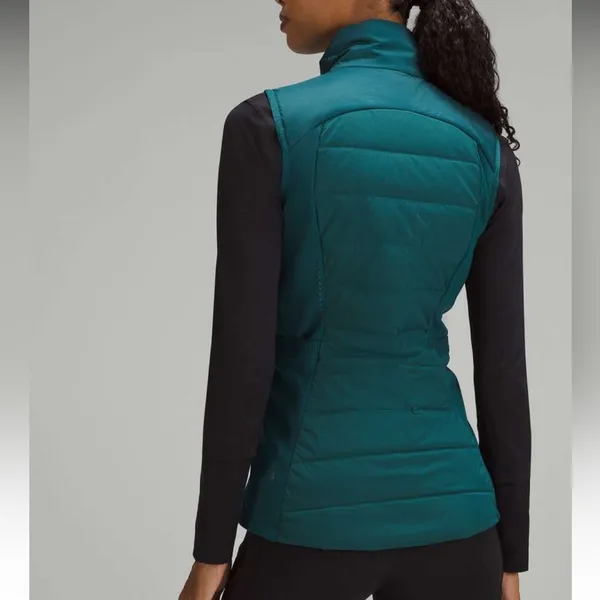 Lululemon 23. Down for it All best size 4 in storm - Image 2