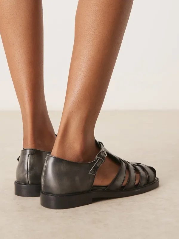Free People Willow leather fisherman flat sandals distressed black Gladiator 8 - Image 2