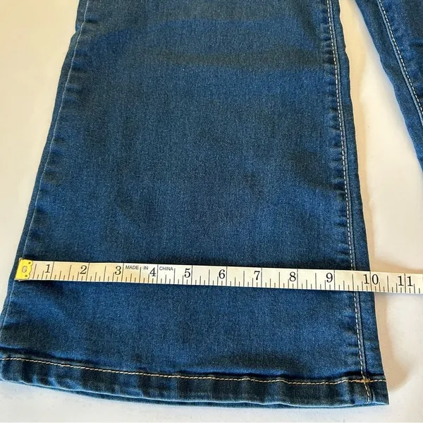 YMI Hyperdenim Women’s Bootcut Stretch Jeans 8 10 M Medium - Image 9
