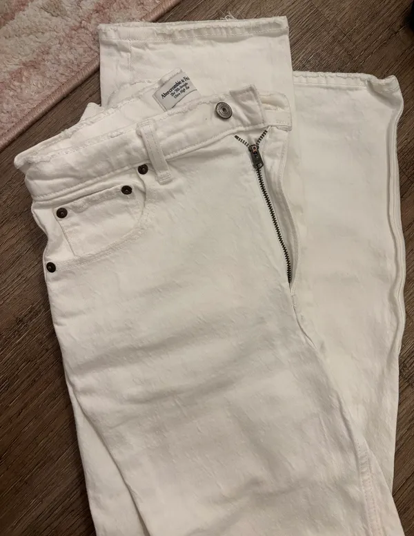 White Distressed Jeans - Image 4