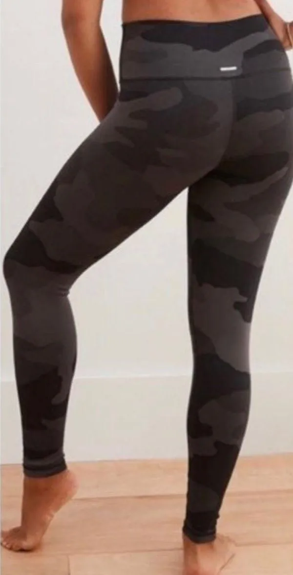 black camo leggings - Image 2