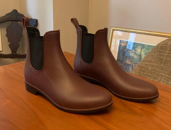 Sam Edelman Tinsley Maroon Rubber Waterproof Women's Chelsea Rain Boots - Image 3