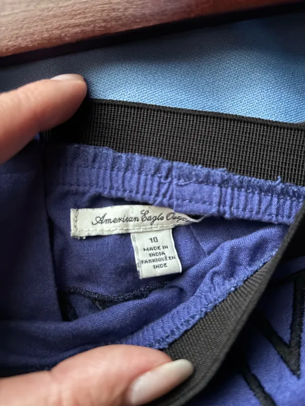 American Eagle Embroidered Mini Skirt - Image 3