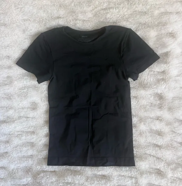SKIMS Black Short Sleeve Crew Tee - Image 2