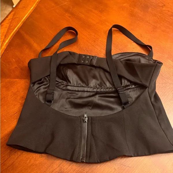 Black Princess Polly Top Size 6 - Image 2