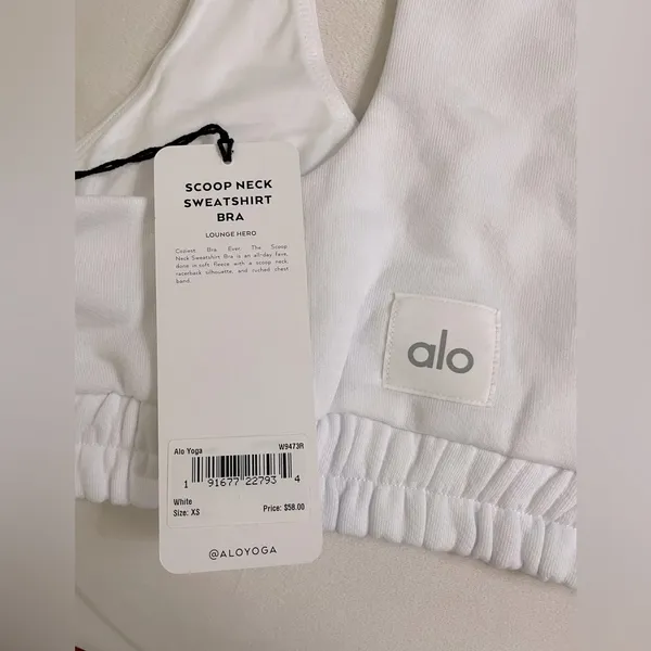 NWT Alo Yoga Scoop Neck Sweatshirt Bra White Size XS - Image 6