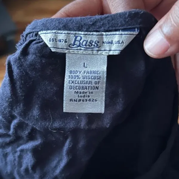 Peasant Blouse Navy Embroidered G.H. Bass Boho Cottagecore Large - Image 3