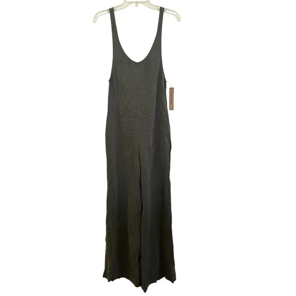 Reformation Janine Jumpsuit Romper V Neck Green Size 0 - Image 3