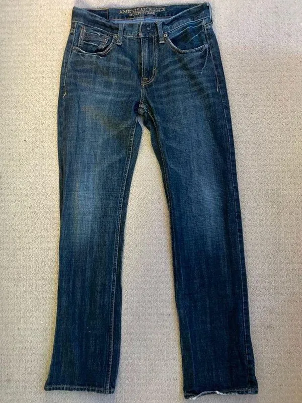 American Eagle Mid-Rise Straight Leg Dark Wash Jeans - Image 5