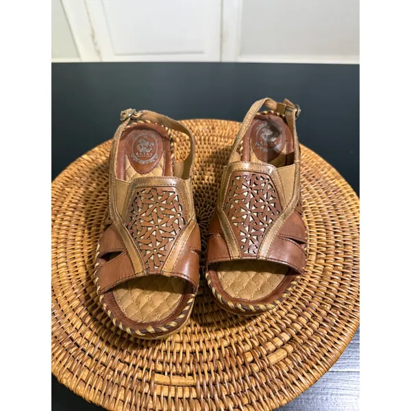 Ariat Brown Leather Laser Cut Floral Wedge Sandals Slingback Clogs Womens 9B - Image 2