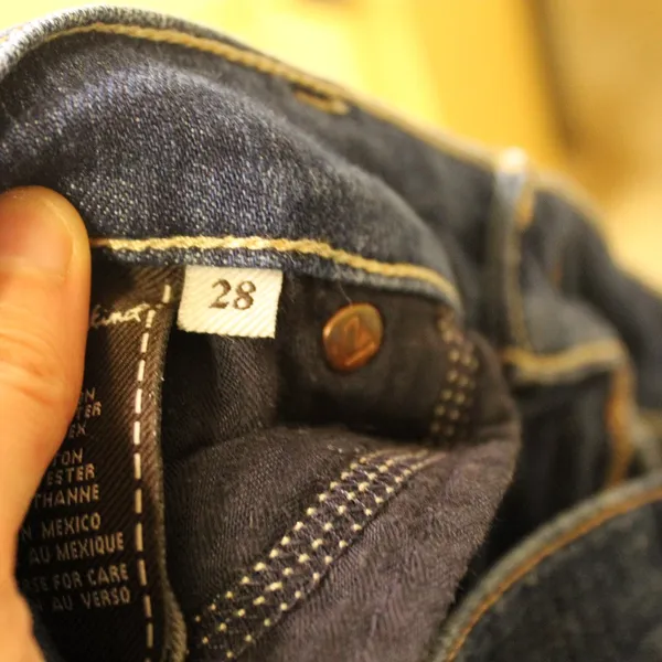 7 For All Mankind Roxanne Jeans Size 28 - Image 13